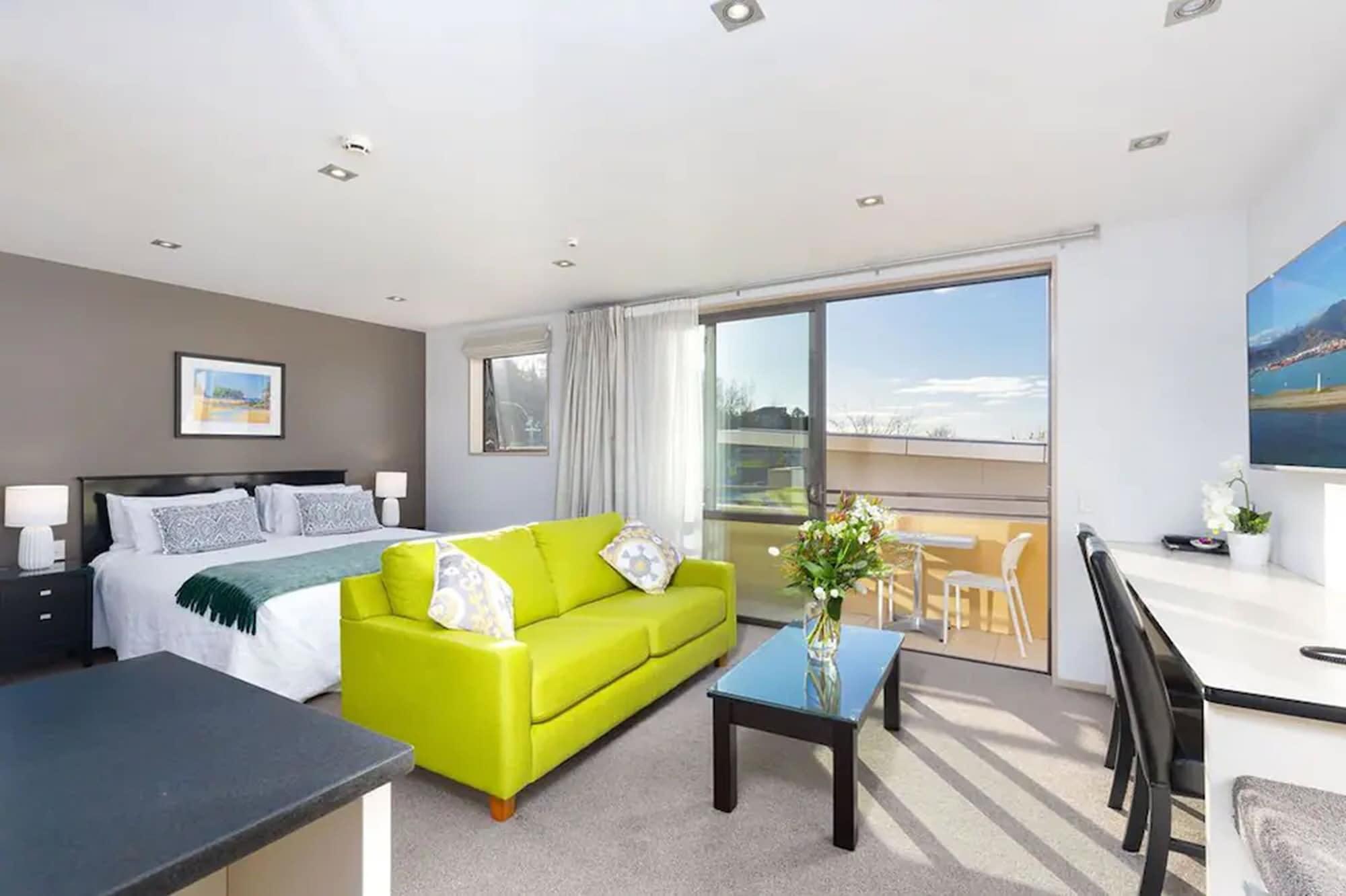 Palazzo Motor Lodge Nelson Dış mekan fotoğraf A staged studio apartment